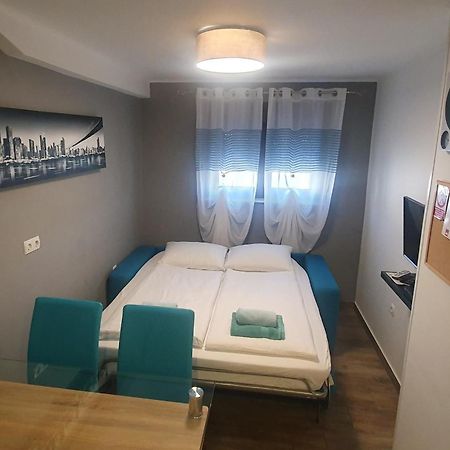 Apartments For Families With Children Lopar, Rab - 22227 Dış mekan fotoğraf